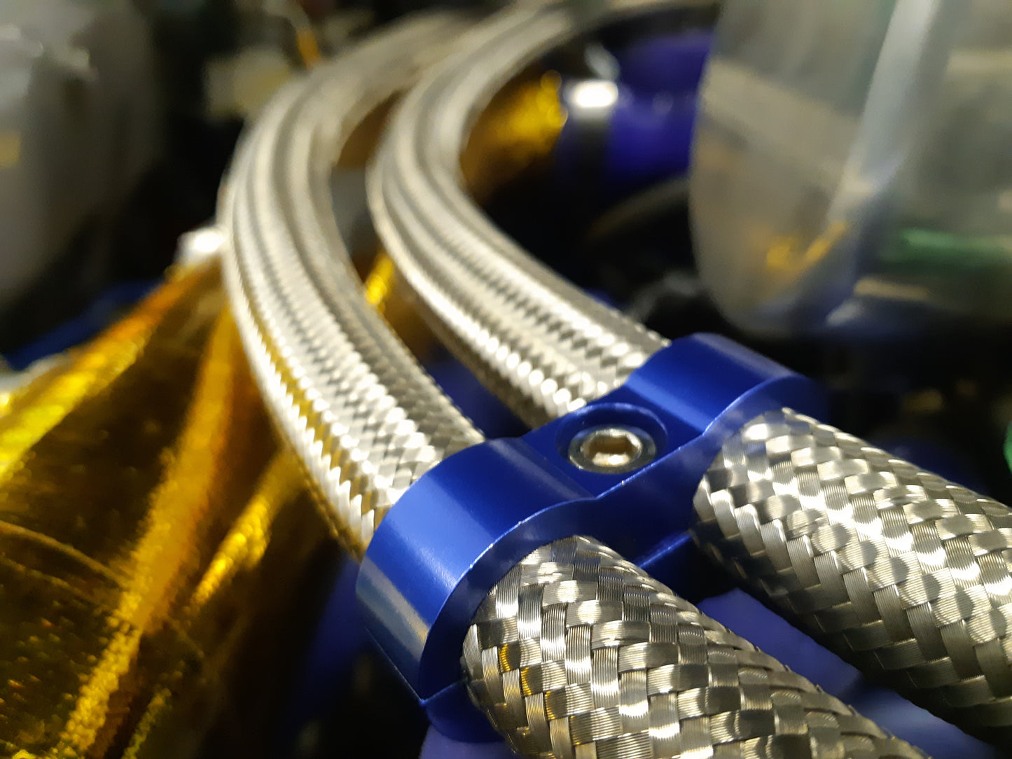 Exoracing Braided Hose Separator